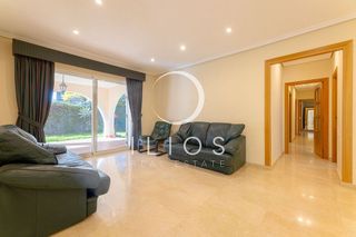 Chalet en alquiler en Los Monasterios-Alfinach en Puçol