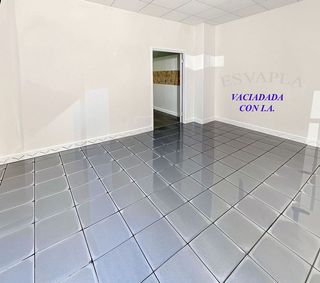 Local comercial en alquiler en Carolinas Bajas en Alicante