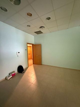 Oficina en alquiler en Casco Antiguo en Huesca