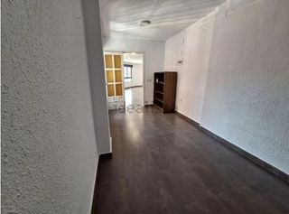Local comercial en alquiler en Benalúa en Alicante