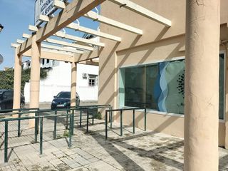 Local comercial en alquiler en Crevillet - Pinar Alto en Puerto de Santa María (El)