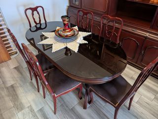 Conjunto comedor clásico: mesa y 6 sillas