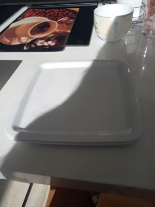 4 Fuentes de cerámica y cristal