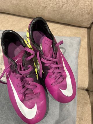 Botas de fútbol Nike Moradas