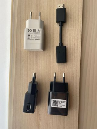 Lote cargadores y adaptador USB + mandos LG
