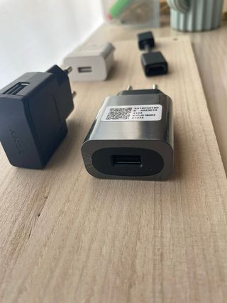 Lote cargadores y adaptador USB + mandos LG