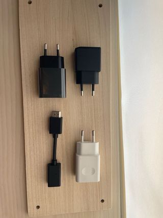 Lote cargadores y adaptador USB + mandos LG