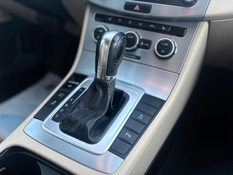 Volkswagen Passat CC 2014, foto 15