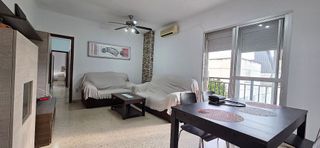 Piso en alquiler en Colores - Entreparques en Sevilla