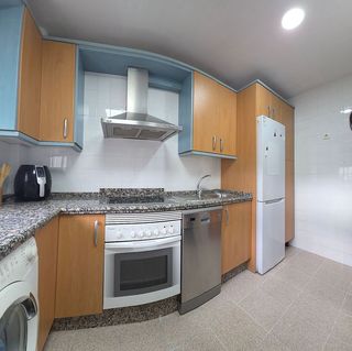 Piso en alquiler en Colores - Entreparques en Sevilla