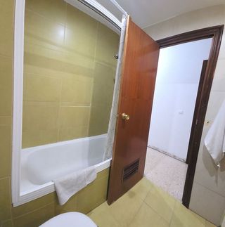 Piso en alquiler en Colores - Entreparques en Sevilla