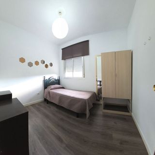 Piso en alquiler en Colores - Entreparques en Sevilla