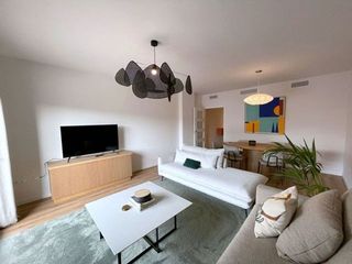 Piso en alquiler en Centro en Tomares