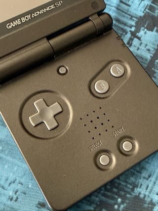 Nintendo Game Boy Advance SP Negra +Iridion +Samur