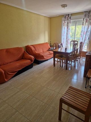 Piso en alquiler en Ciudad Jardín - Tagarete - El Zapillo en Almería