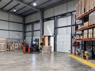 Nave industrial en alquiler en Parets del Vallès