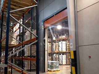 Nave industrial en alquiler en Parets del Vallès