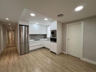 Piso en alquiler en Paseo Constitución - Las Damas en Zaragoza