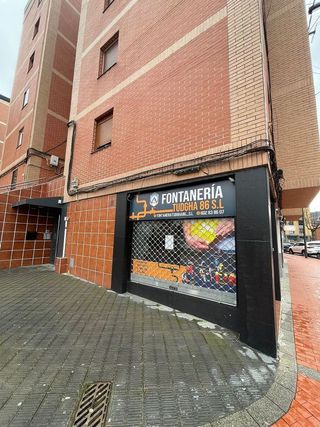 Local comercial en alquiler en Cruces en Barakaldo