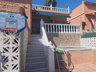 Casa adosada en venta en El Vedat - Santa Apolonia en Torrent