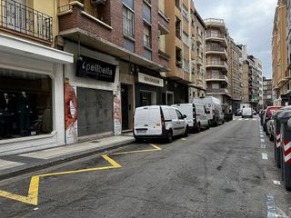 Local comercial en alquiler en Doctor Cerrada en Zaragoza