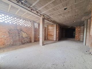 Local comercial en alquiler en Gamonal en Burgos