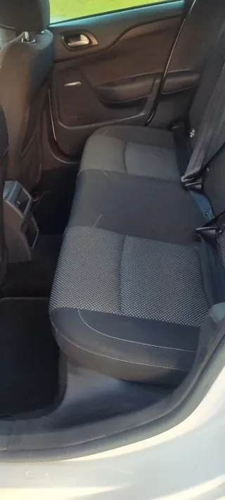 Citroen DS4 1.6 HDI 90cv. Design 2013