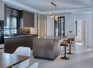 Chalet en alquiler en Nueva Andalucía centro en Marbella