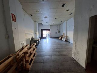 Local comercial en alquiler en Las Fuentes en Zaragoza