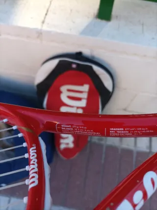 Raqueta Wilson Federer con funda
