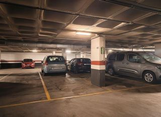 Garaje en alquiler en Ciutat Jardí en Valencia