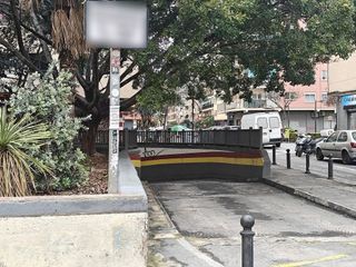 Garaje en alquiler en Ciutat Jardí en Valencia