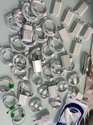 Caricabatterie per dispositivi Apple & android