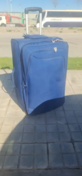 Maleta grande azul 68x40x30 cm 2 ruedas
