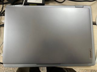 Portátil Lenovo IdeaPad Slim 3 i3-N305 8GB RAM 512