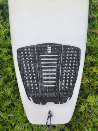 Tabla Surf Minimalibu 7'2 + quillas + funda