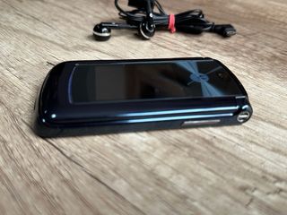 Motorola RAZR2 V8 (nuovo) Libero