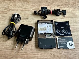 Motorola RAZR2 V8 (nuovo) Libero