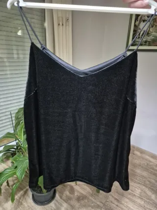 Top tirantes terciopelo fiesta negro