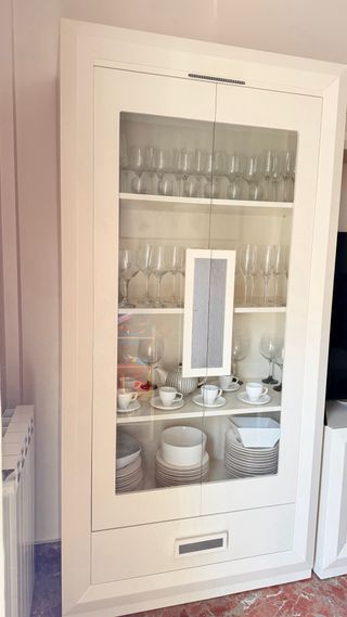 Mueble salón completo crema con vitrina