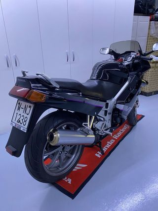 Honda VFR 750F