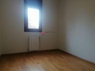 Piso en alquiler en Torrecaballeros