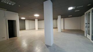 Local comercial en alquiler en Massanassa