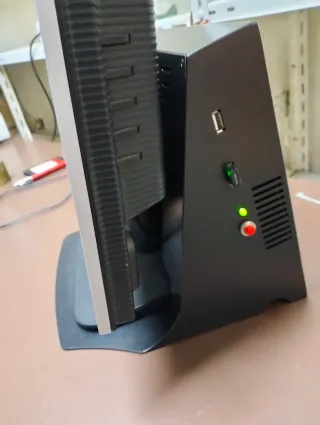 Monitor + Torre Windows 10