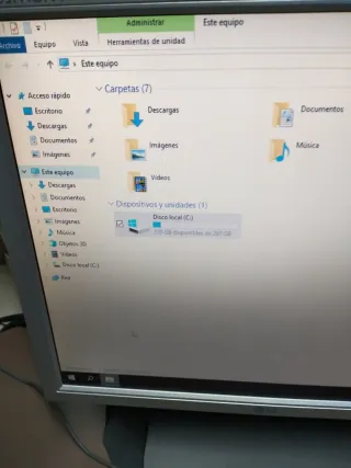 Monitor + Torre Windows 10