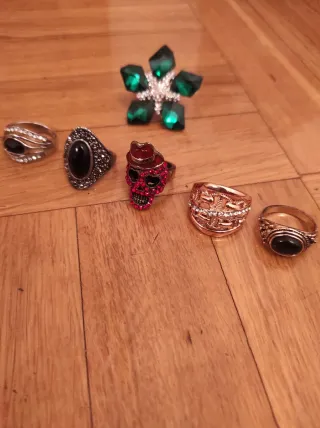 Anillos