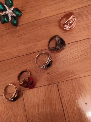 Anillos