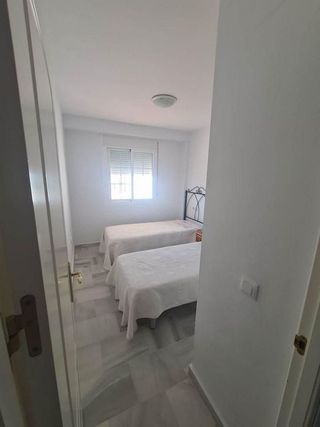 Casa adosada en alquiler en Zona el Higuerón en Benalmádena