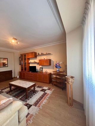 Piso en alquiler en El Coto en Gijón