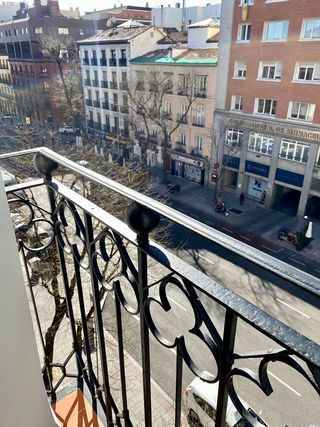 Piso en alquiler en Almagro en Madrid